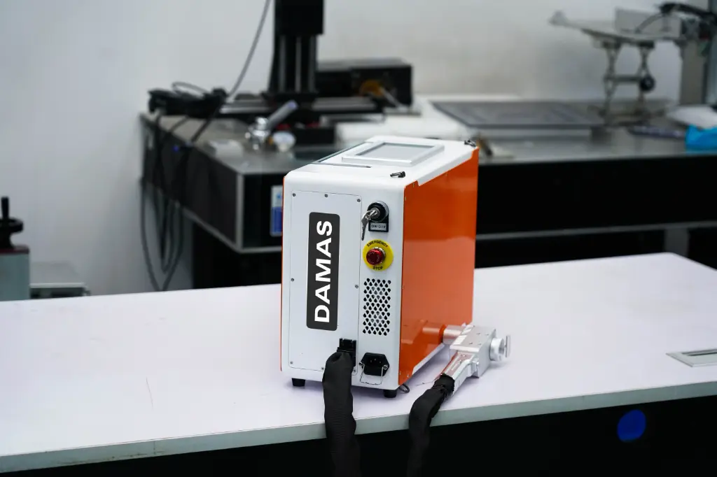 Máquina Láser 200W pulsado